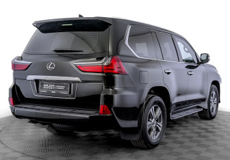 Подержанный автомобиль Lexus LX 2020 года (5 фото)