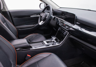 Подержанный автомобиль Kia Seltos 2024 года (9 фото)