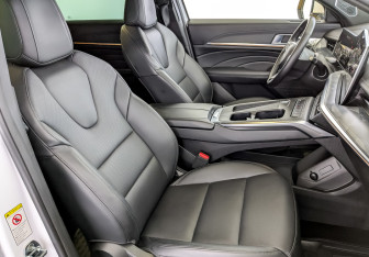 Подержанный автомобиль Haval F7 2024 года (24 фото)