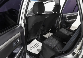 Подержанный автомобиль Great Wall Hover H3 2012 года (11 фото)