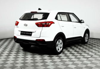 Подержанный автомобиль Hyundai Creta 2017 года (3 фото)