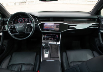 Подержанный автомобиль Audi A6 Sedan 2018 года (14 фото)