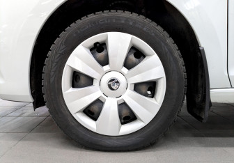 Подержанный автомобиль Skoda Rapid Liftback 2021 года (19 фото)
