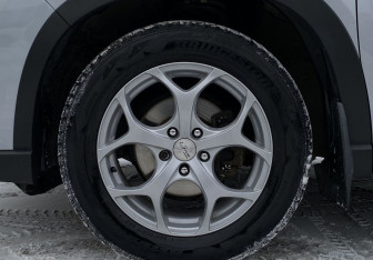 Подержанный автомобиль Subaru Forester Suv 2019 года (9 фото)