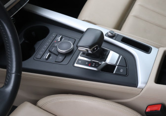 Подержанный автомобиль Audi A5 Liftback 2018 года (15 фото)