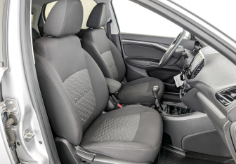 Подержанный автомобиль LADA (ВАЗ) Vesta Sedan 2019 года (23 фото)