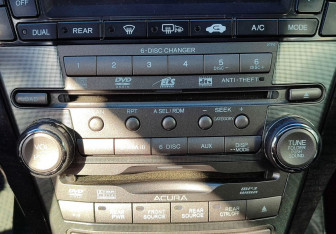 Подержанный автомобиль Acura MDX 2008 года (17 фото)