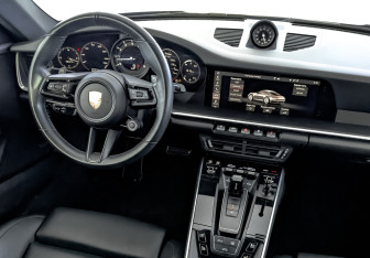 Подержанный автомобиль Porsche 911 Coupe 2020 года (30 фото)