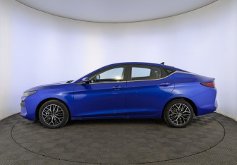 Новый Москвич 6 2024 (3 фото)