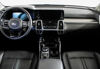 Подержанный автомобиль Kia Sorento 2020 года (11 фото)