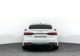 Подержанный автомобиль Audi A5 Liftback 2021 года (6 фото)