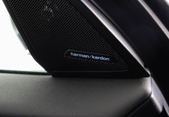 Подержанный автомобиль BMW X3 2025 года (21 фото)