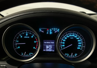 Подержанный автомобиль Toyota Land Cruiser Suv 2009 года (11 фото)