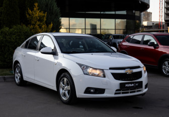 Подержанный автомобиль Chevrolet Cruze Sedan 2009 года (2 фото)