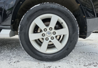 Подержанный автомобиль Mitsubishi Pajero 2008 года (20 фото)