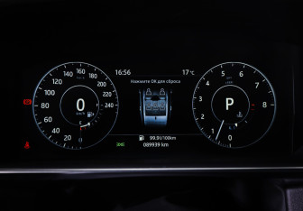 Подержанный автомобиль Land Rover Range Rover 2017 года (16 фото)