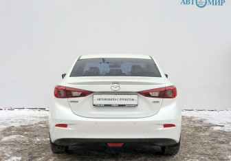 Подержанный автомобиль Mazda 3 Sedan 2013 года (6 фото)