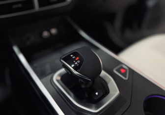 Подержанный автомобиль Jetour Dashing 2023 года (16 фото)