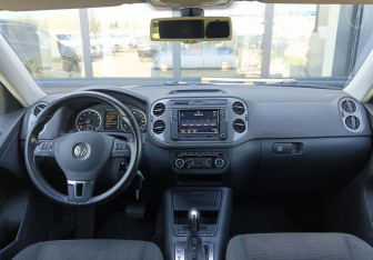 Подержанный автомобиль Volkswagen Tiguan 2013 года (10 фото)