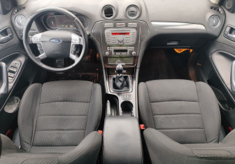 Подержанный автомобиль Ford Mondeo Wagon 2008 года (9 фото)