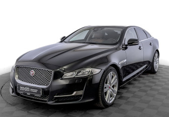 Подержанный автомобиль Jaguar XJ 2019 года (1 фото)