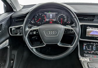Подержанный автомобиль Audi A6 Sedan 2020 года (22 фото)