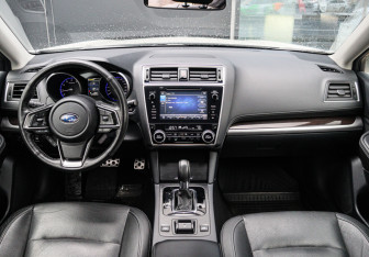 Подержанный автомобиль Subaru Outback Wagon 2018 года (11 фото)