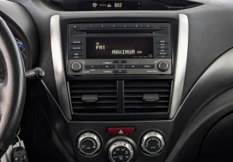 Подержанный автомобиль Subaru Forester Suv 2012 года (14 фото)