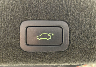 Подержанный автомобиль Volvo XC70 2008 года (17 фото)