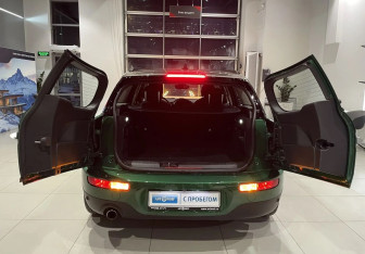 Подержанный автомобиль MINI Clubman Wagon 2021 года (7 фото)