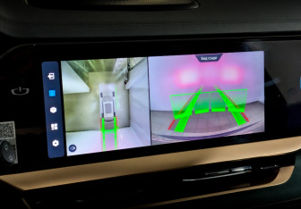 Подержанный автомобиль Geely Monjaro 2023 года (26 фото)