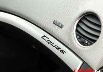 Подержанный автомобиль Chevrolet Cruze Sedan 2011 года (13 фото)