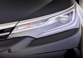 Подержанный автомобиль Toyota Corolla Sedan 2018 года (17 фото)