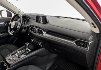 Подержанный автомобиль Mazda CX-5 2019 года (11 фото)