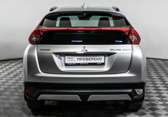 Подержанный автомобиль Mitsubishi Eclipse Cross 2019 года (6 фото)