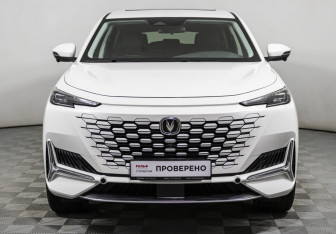 Подержанный автомобиль Changan UNI-K 2023 года (2 фото)