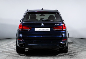 Подержанный автомобиль BMW X5 2015 года (6 фото)