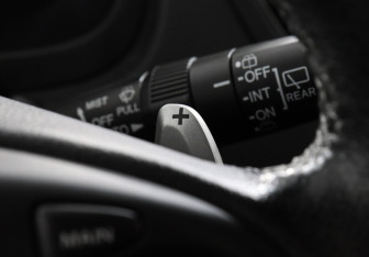 Подержанный автомобиль Honda CR-V 2014 года (14 фото)