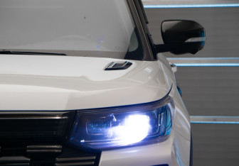 Подержанный автомобиль Changan CS95 2023 года (38 фото)