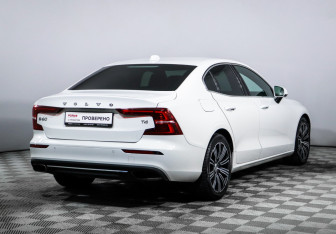 Подержанный автомобиль Volvo S60 2020 года (5 фото)