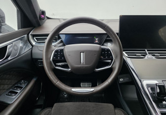 Подержанный автомобиль Wey 05 2023 года (12 фото)