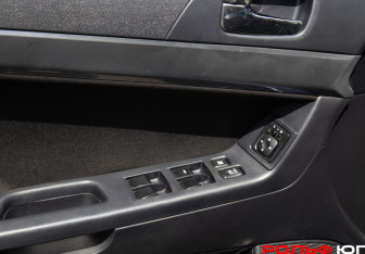 Подержанный автомобиль Mitsubishi Lancer Sedan 2008 года (17 фото)