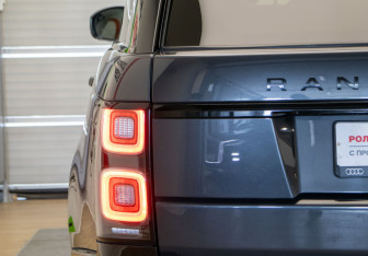 Подержанный автомобиль Land Rover Range Rover 2019 года (34 фото)