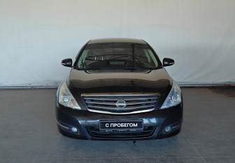 Подержанный автомобиль Nissan Teana 2011 года (2 фото)