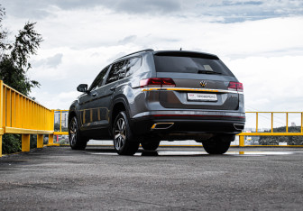 Подержанный автомобиль Volkswagen Teramont 2021 года (6 фото)