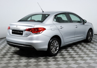 Подержанный автомобиль Citroen C4 Sedan 2020 года (3 фото)