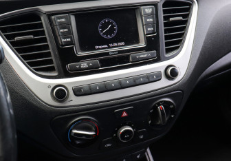 Подержанный автомобиль Hyundai Solaris Sedan 2018 года (11 фото)