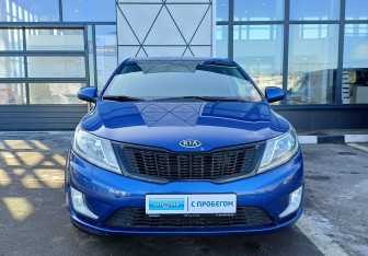 Подержанный автомобиль Kia Rio Sedan 2012 года (2 фото)