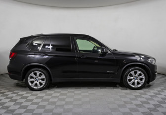 Подержанный автомобиль BMW X5 2014 года (4 фото)