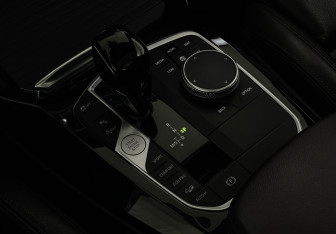 Подержанный автомобиль BMW X3 2021 года (19 фото)